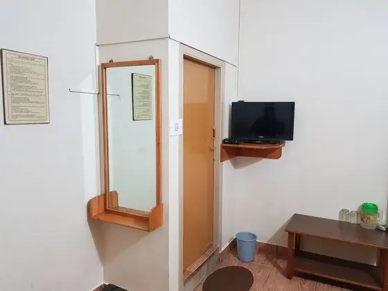 Economy Tek Büyük Yataklı Oda