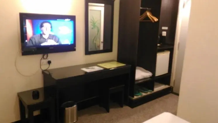 Standard Tek Büyük Yataklı Oda, Buzdolabı