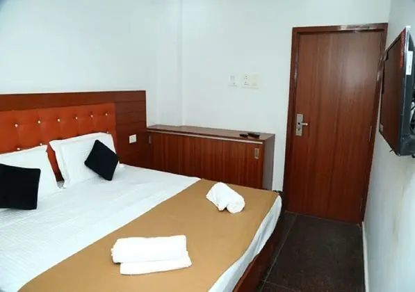 Deluxe Tek Büyük Yataklı Oda, 1 Çift Kişilik Yatak, Şehir Manzaralı