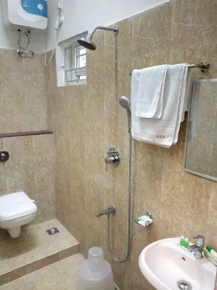 Deluxe Tek Büyük Yataklı Oda, 1 Çift Kişilik Yatak, Şehir Manzaralı