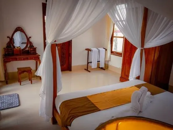 Luxury Villa, 2 Yatak Odası, Kişiye Özel Havuzlu, Avlu Manzaralı