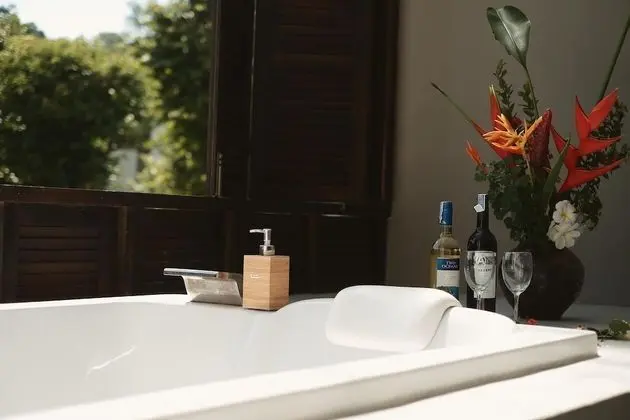 Forest Suite (Jacuzzi)
