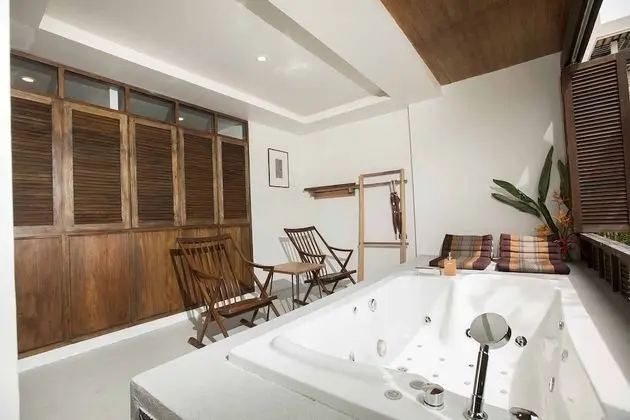 Forest Suite (Jacuzzi)