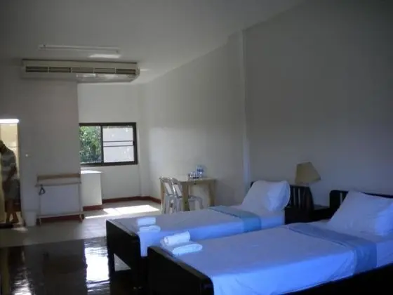 Large Double or Twin Room