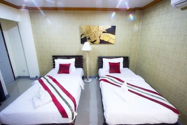 Deluxe Twin Bed