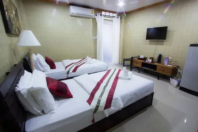 Deluxe Twin Bed