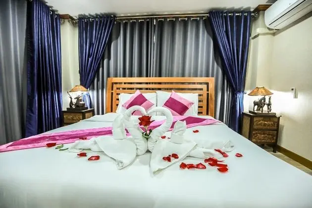 Honeymoon Sweet