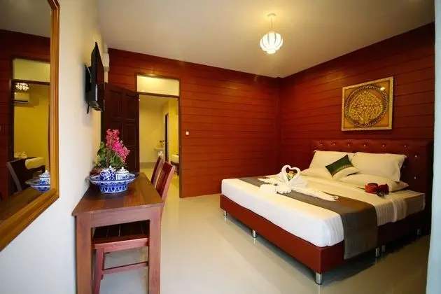 Deluxe VIP for 4 People