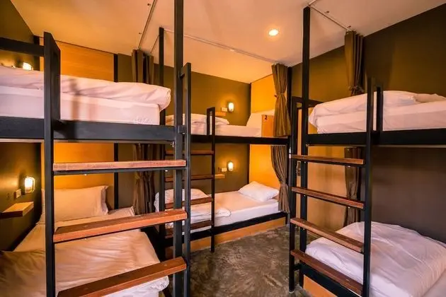 6 Beds Female Dormitory