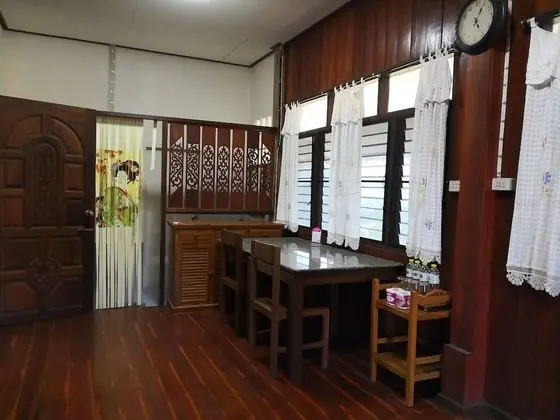 Phupapet 2