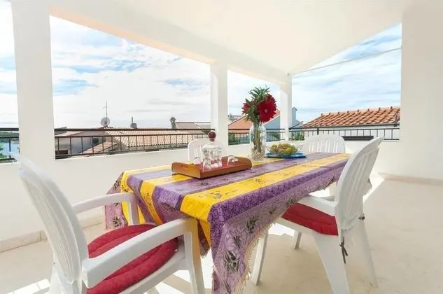 Apart Daire (Srki - 50m from the sea - A2 kat (4))