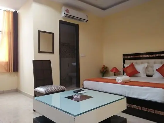 Deluxe Tek Büyük Yataklı Oda, 1 Çift Kişilik Yatak, Sigara İçilmez, Şehir Manzaralı