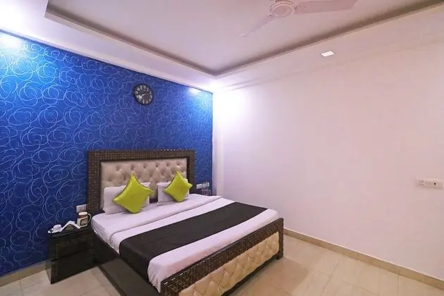 Deluxe Tek Büyük Yataklı Oda, 1 Çift Kişilik Yatak, Sigara İçilmez, Şehir Manzaralı