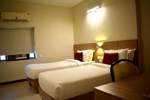 Deluxe İki Ayrı Yataklı Oda, 1 Çift Kişilik Yatak, Şehir Manzaralı