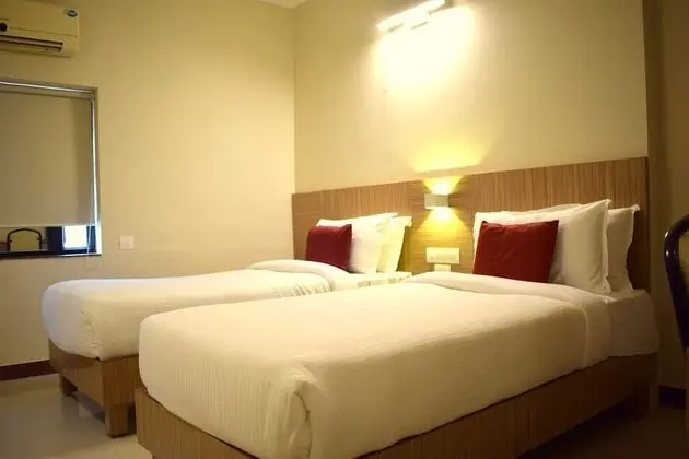 Deluxe Tek Büyük Yataklı Oda, 1 Çift Kişilik Yatak, Şehir Manzaralı