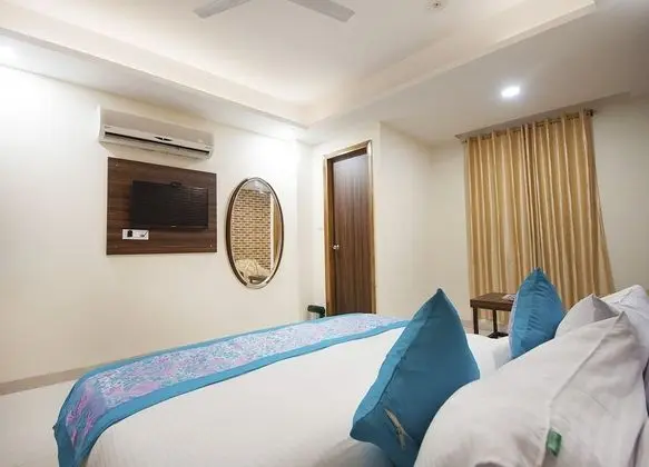 Classic Tek Büyük Yataklı Oda