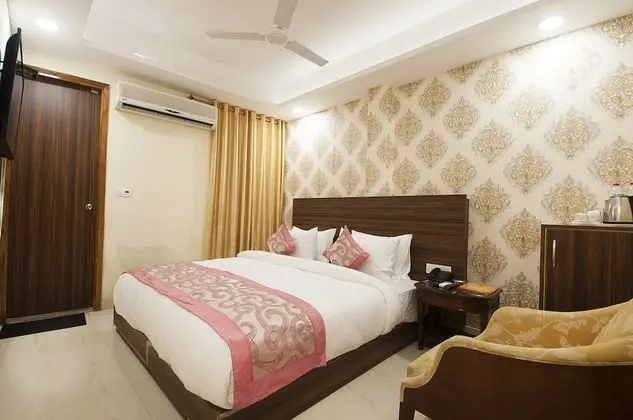 Classic Tek Büyük Yataklı Oda