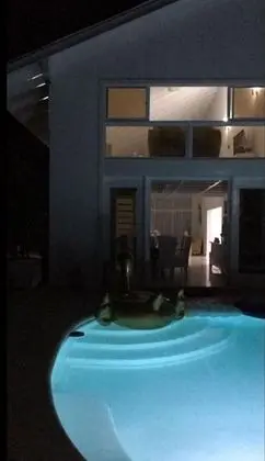 Villa, 4 Yatak Odası, Engellilere Uygun, Şömine