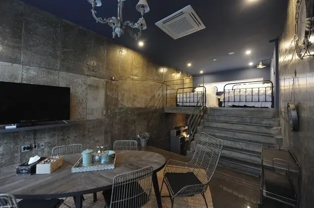 Premium Çatı Katı (Loft), 2 Büyük (Queen) Boy Yatak, Sigara İçilmez, Nehir Manzaralı (SS III)