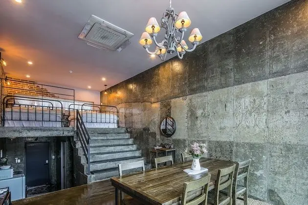 Standard Çatı Katı (Loft), Sigara İçilmez, Nehir Manzaralı (SS II)