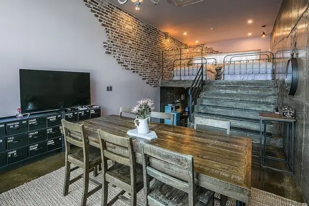 Standard Çatı Katı (Loft), Sigara İçilmez, Nehir Manzaralı (SS II)