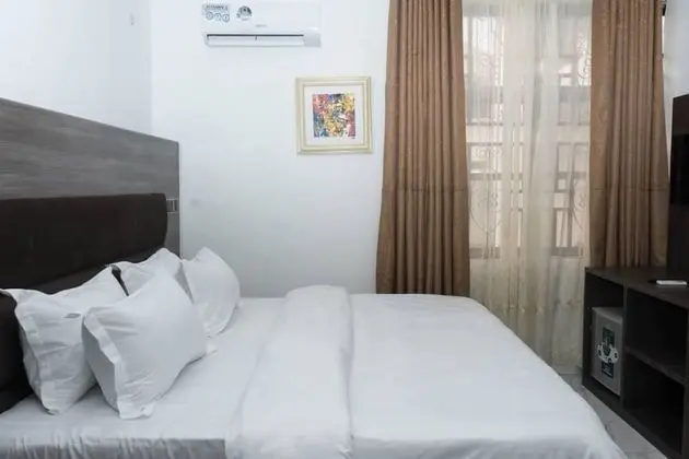 Deluxe Tek Büyük Yataklı Oda