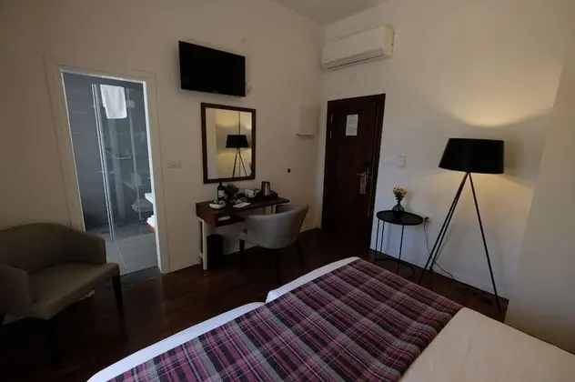 İki Ayrı Yataklı Oda, Bahçe Manzaralı