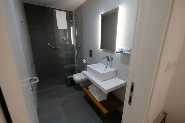 İki Ayrı Yataklı Oda, Bahçe Manzaralı