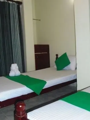 Basic Tek Büyük Yataklı Oda
