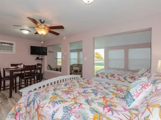 Ev, 2 Büyük (Queen) Boy Yatak, Mutfak