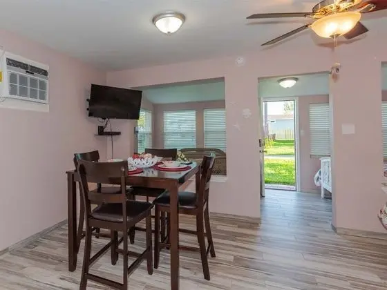 Ev, 2 Büyük (Queen) Boy Yatak, Mutfak