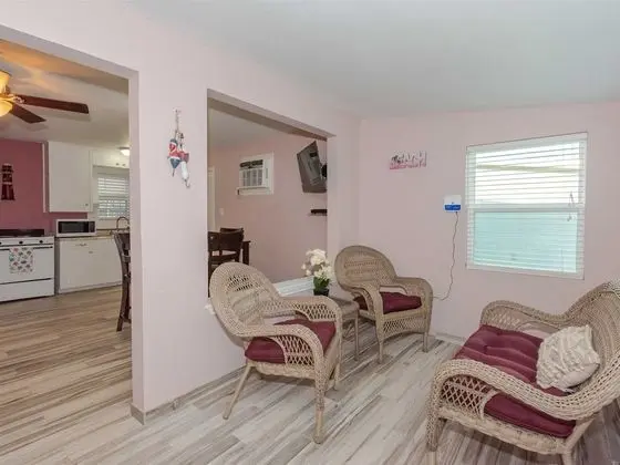 Ev, 2 Büyük (Queen) Boy Yatak, Mutfak