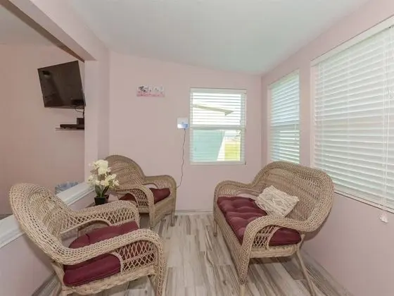 Ev, 2 Büyük (Queen) Boy Yatak, Mutfak