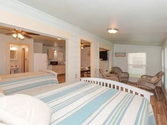 Ev, 2 Büyük (Queen) Boy Yatak, Mutfak, Kısmi Deniz Manzaralı