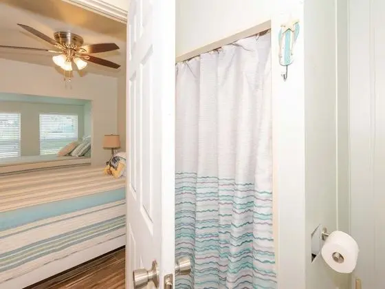 Ev, 2 Büyük (Queen) Boy Yatak, Mutfak, Kısmi Deniz Manzaralı