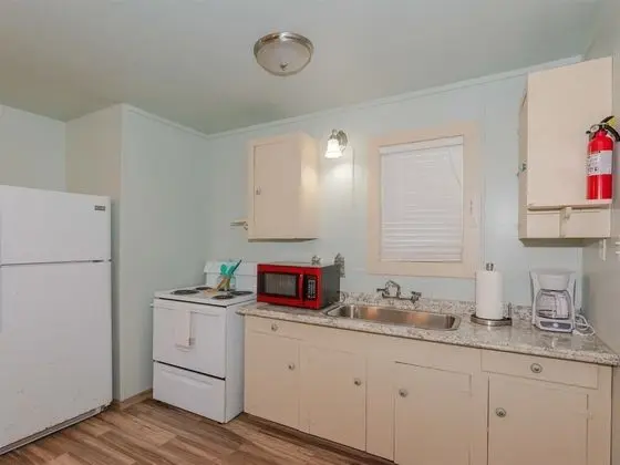 Ev, 2 Büyük (Queen) Boy Yatak, Mutfak, Kısmi Deniz Manzaralı