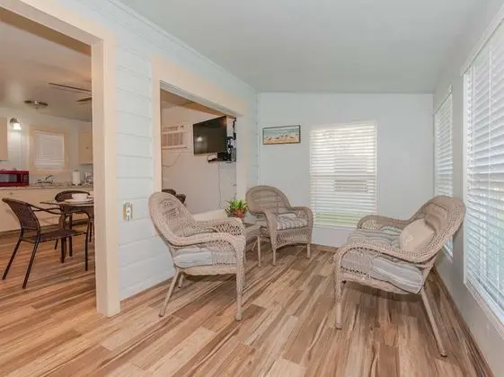 Ev, 2 Büyük (Queen) Boy Yatak, Mutfak, Kısmi Deniz Manzaralı