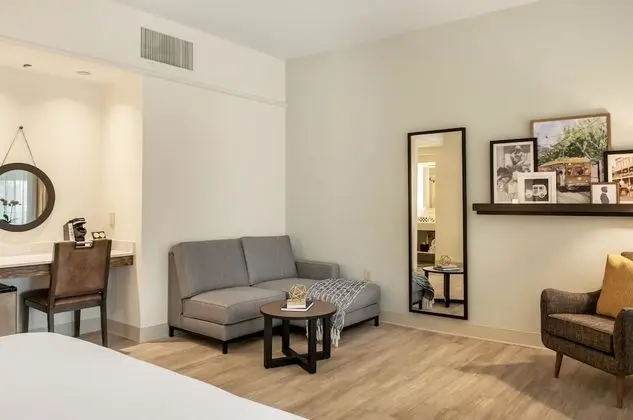 Oda, 1 En Büyük (King) Boy Yatak, Sigara İçilmez, Balkon