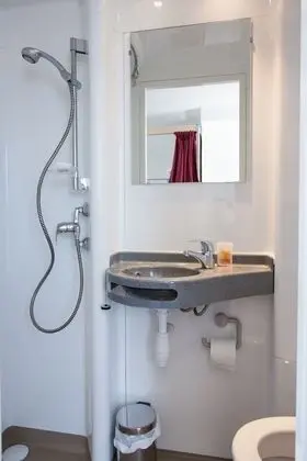 One Bed in a Eight Bed Mixed Dorm With Shared Bathroom