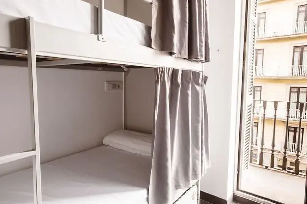 Private 4-Bedroom, shared Bathroom