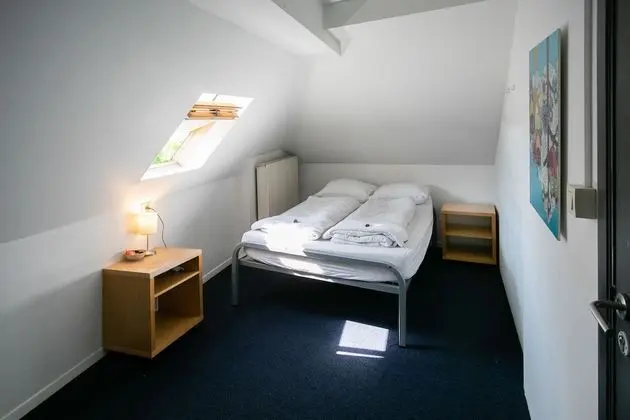 Tek Büyük Yataklı Oda, Ortak Banyo