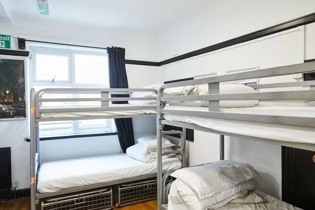 Bed in 8 Bed Mixed Dorm