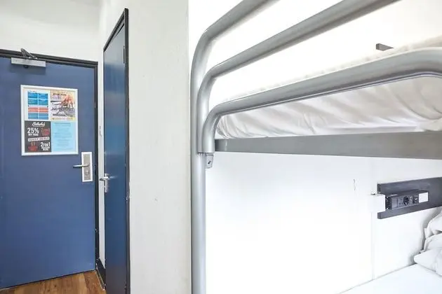 Private 2 Bunk Room, Shared Bathroom