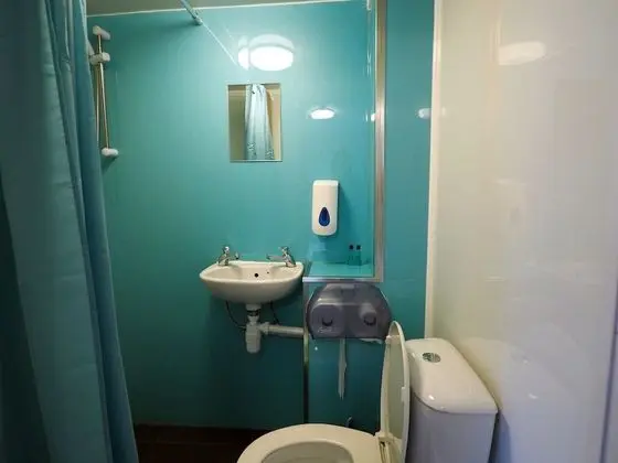 Basic Tek Büyük Yataklı Oda, Banyolu/Duşlu
