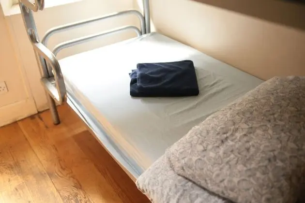 Tek Kişilik Oda, Banyolu/Duşlu