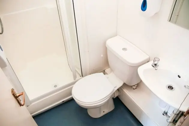 Tek Kişilik Oda, Banyolu/Duşlu