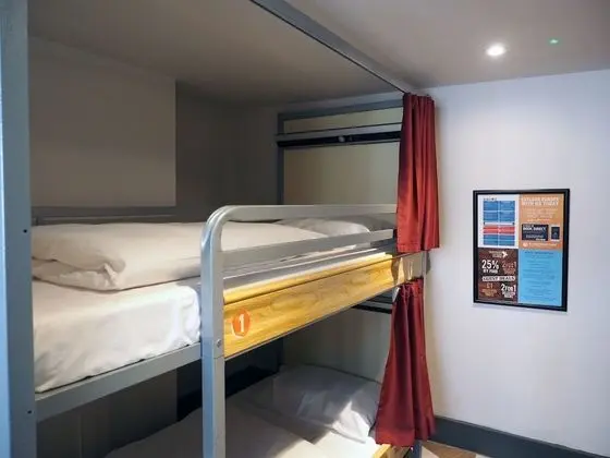 Bed in 8 Bed Mixed Dorm with Shared Bathroom