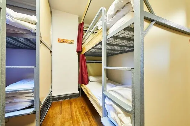Ortak Ranzalı Oda, Sadece kadınlar için (Bed in 4 Bed Female Dorm)