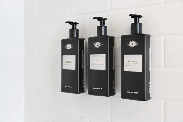 Deluxe Oda, 2 Çift Kişilik Yatak, Engellilere Uygun (Roll-In Shower, Smoke Free)