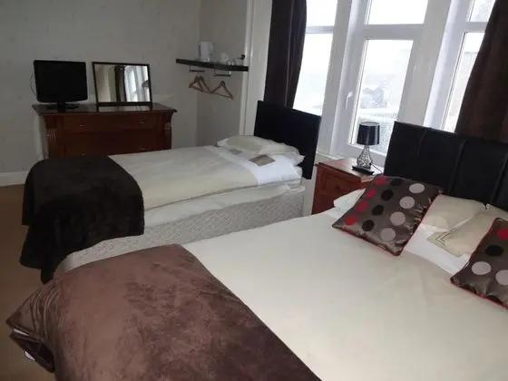 Standard Tek Büyük Yataklı Oda